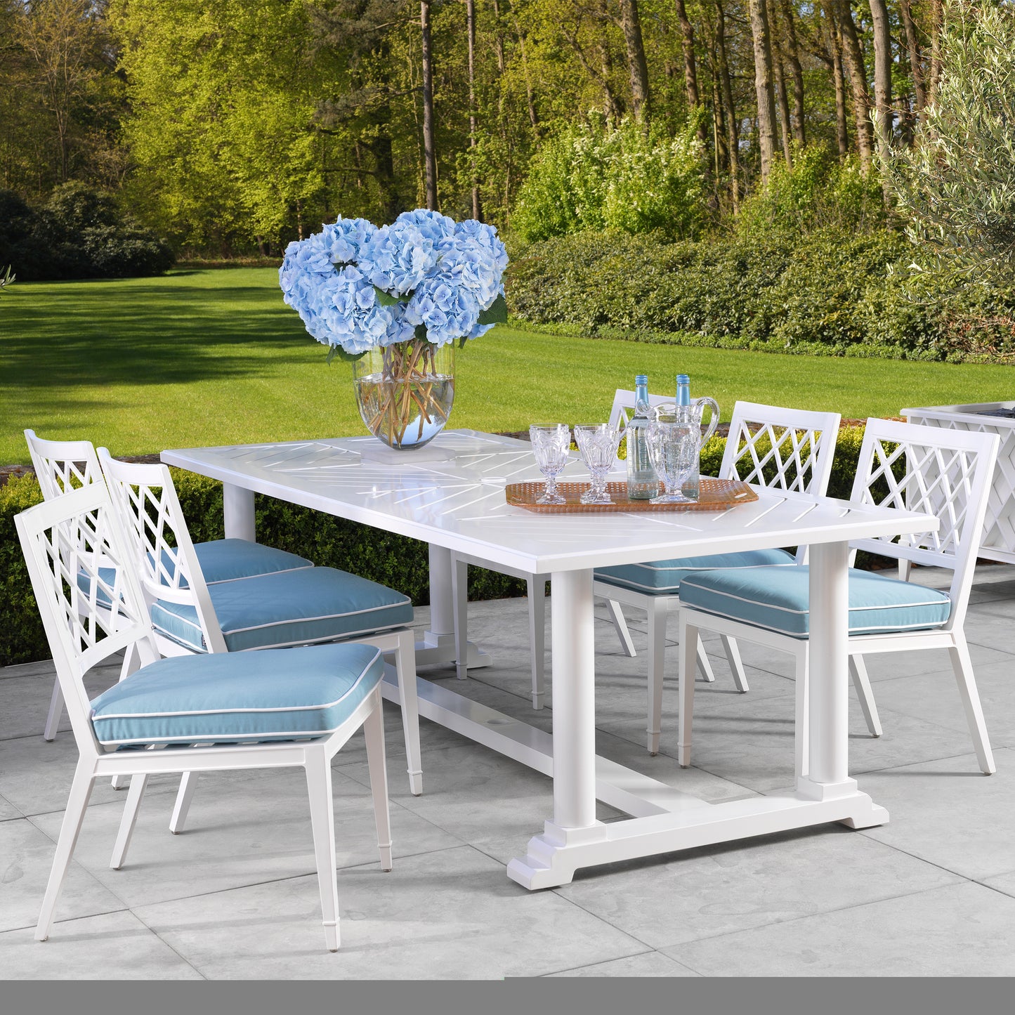 Outdoor-Esstisch Bell Rive