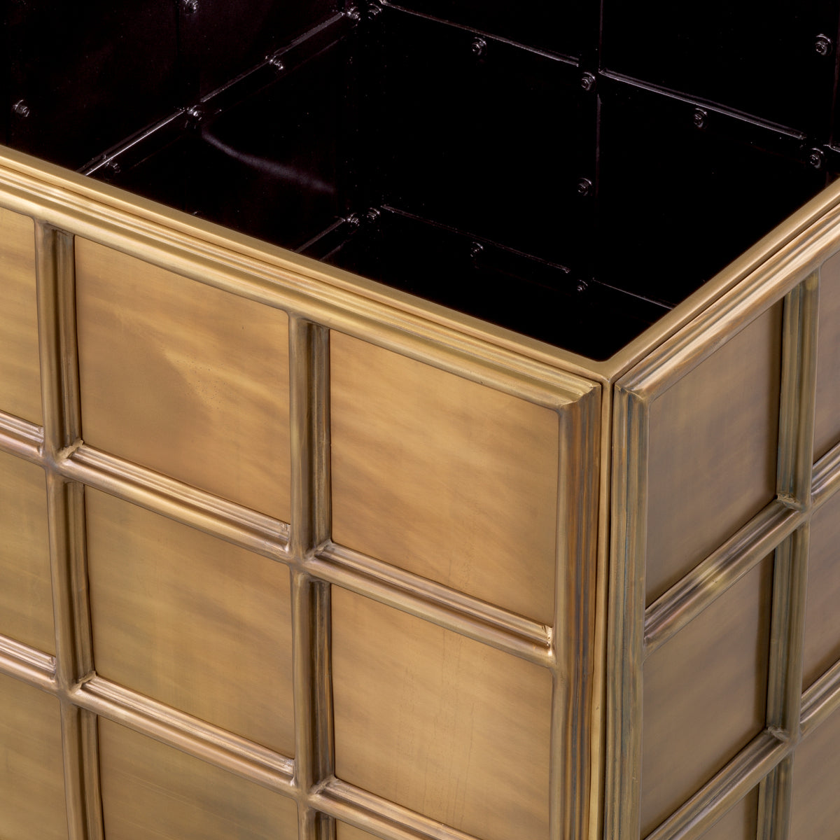 Vase Grid M