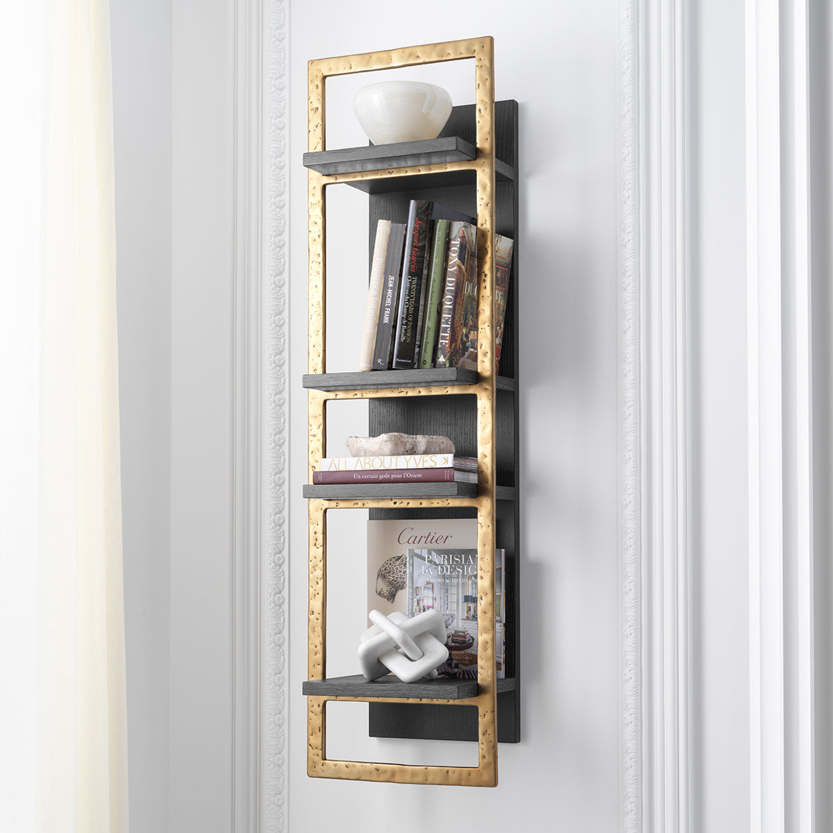 Vitrine Wall Cabinet Belcanto