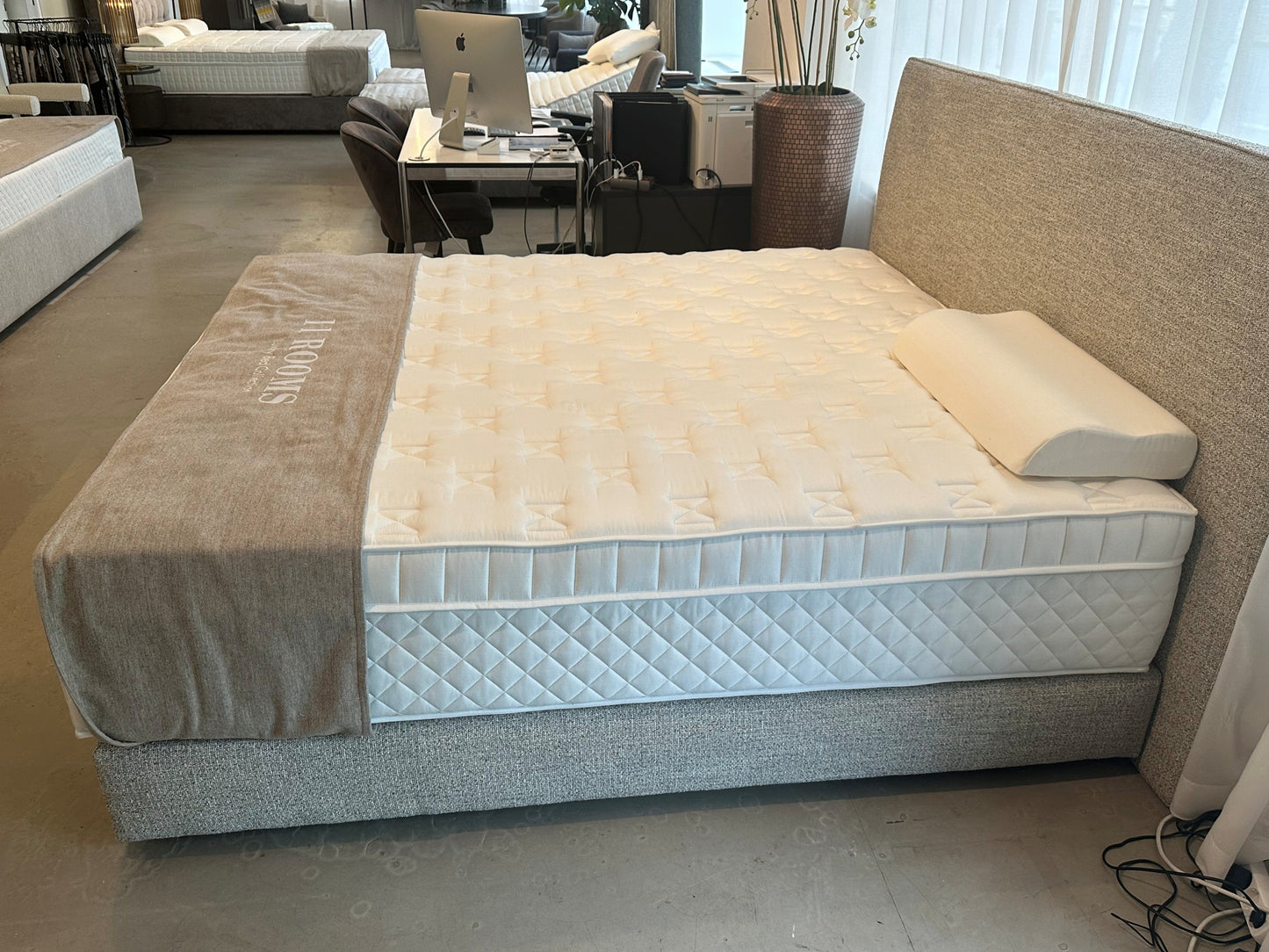 Faboulos Boxspringbett mit President Matratze in 180x200cm