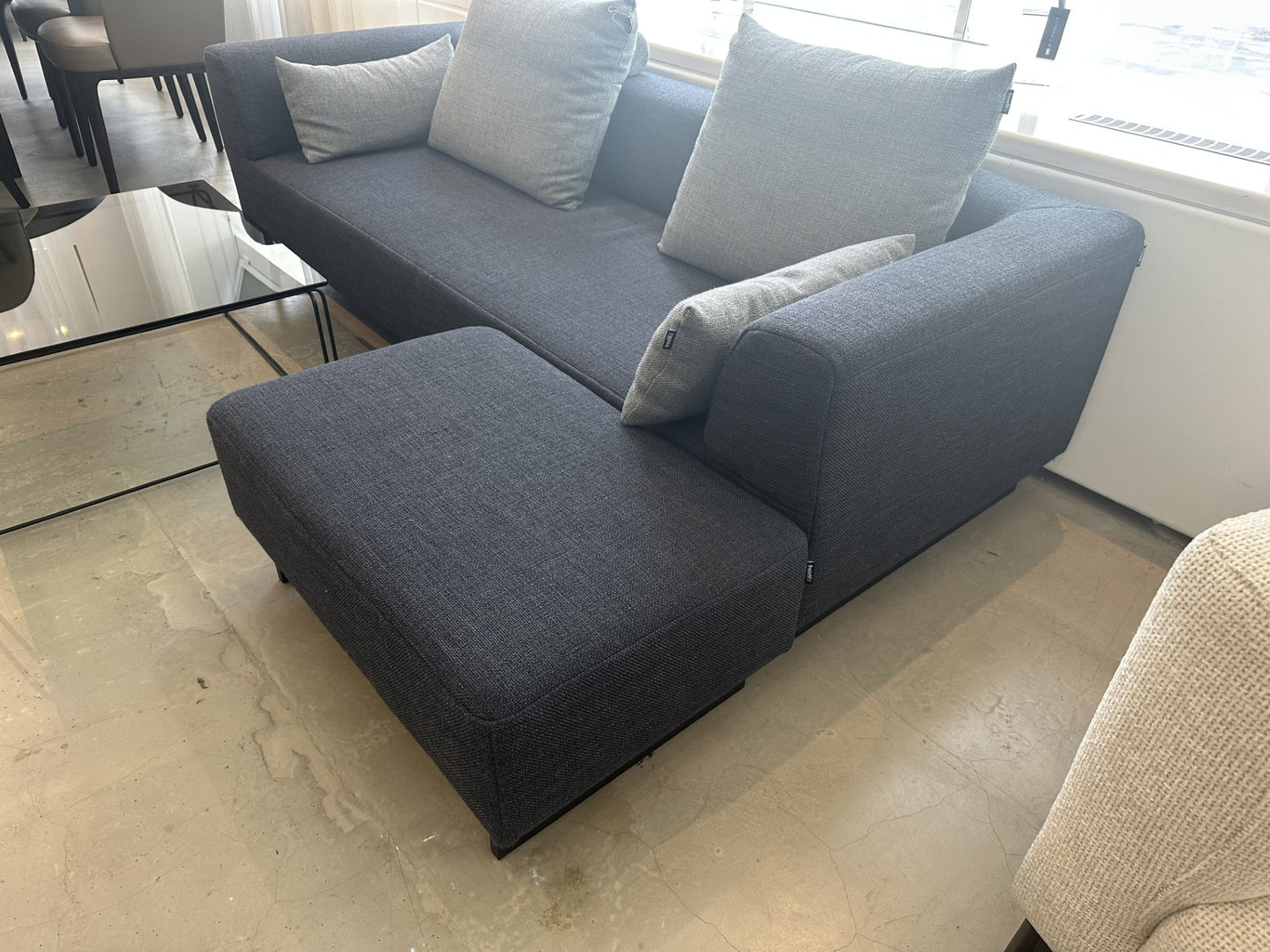 Freistil 185 Sofa mit Hocker inkl. 4 Kissen