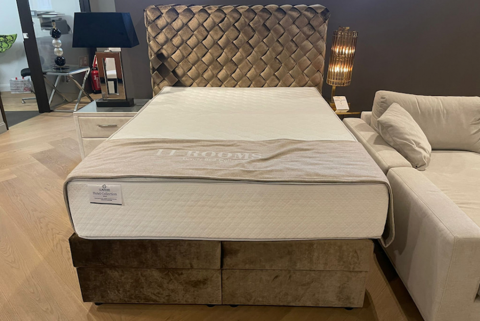 Boxspringbett 140x200 „King Mini Diagonal“ mit seitlichen Stauraum inkl. Suite Latex Matratze