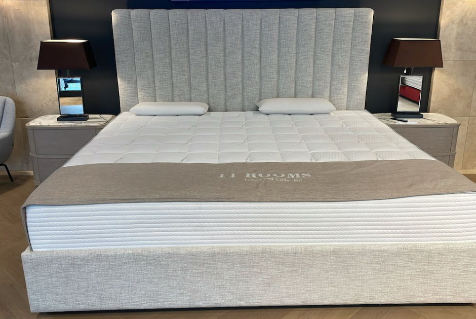 Boxspringbett 240x220 „Stripe  XXL“ inkl. 3 Seiten Rahmen inkl. Suite Latex Matratze